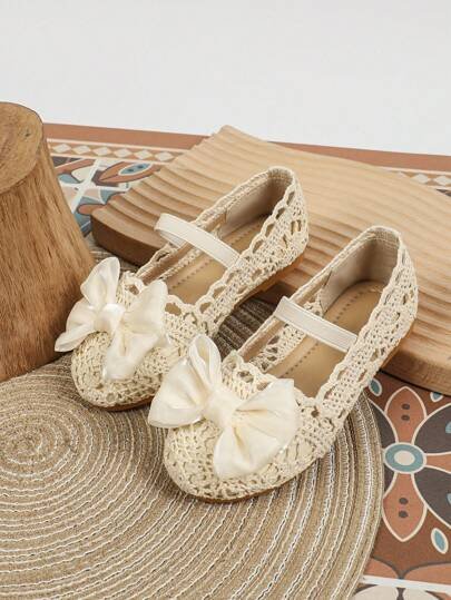 أحذية قماش مسطحة